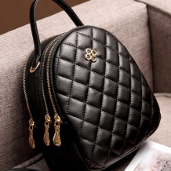 One shoulder Crossbody leather women\'s bag